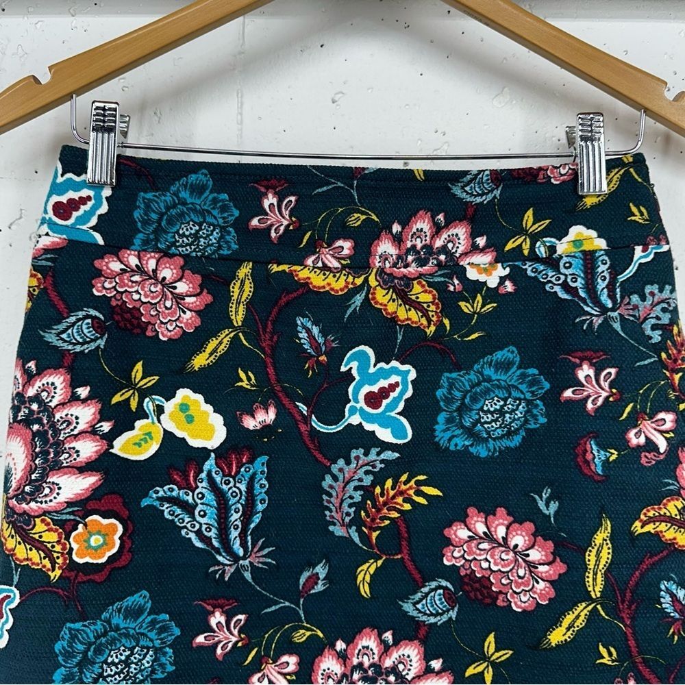 Lot of 3 Ann Taylor & Loft Women's Size 4P Petite 2 Skirts and Rust Dress - Picture 3 of 16